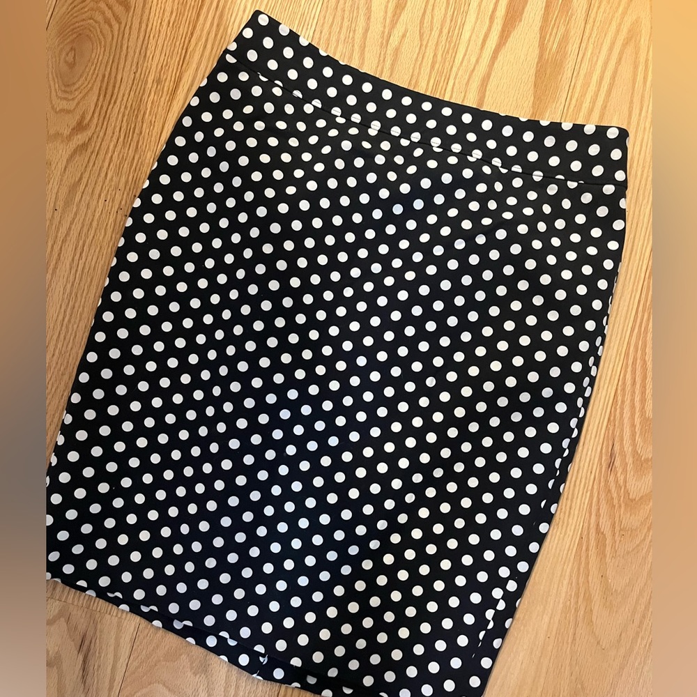 Loft pencil skirt